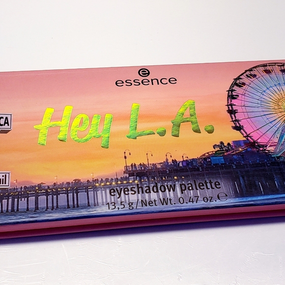 Essence HEY L.A. Eyeshadow Palette with Mirror, 0.47 oz(13,5 g) - Picture 3 of 6